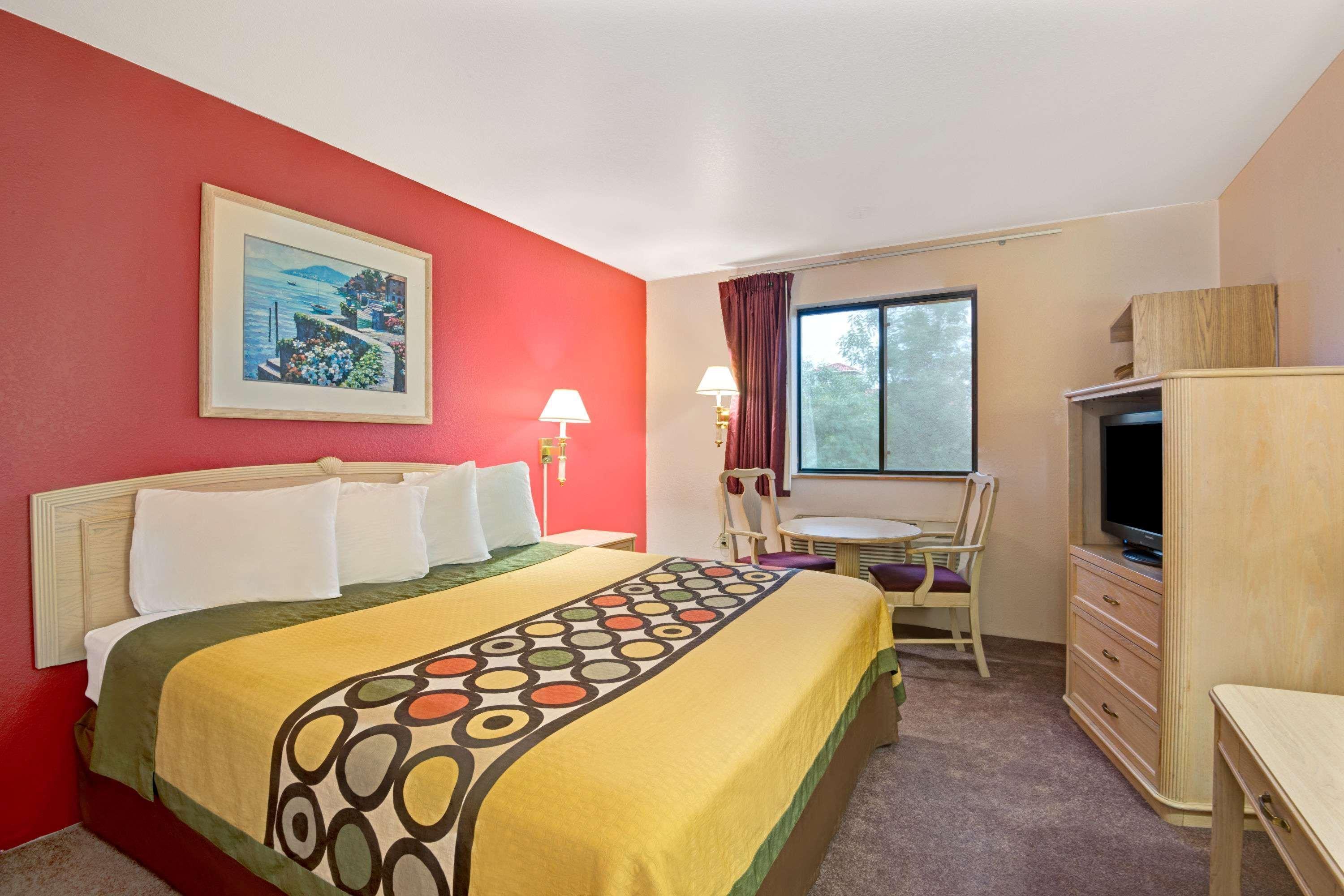 Super 8 By Wyndham Albuquerque West/Coors Blvd Hotel Exterior photo