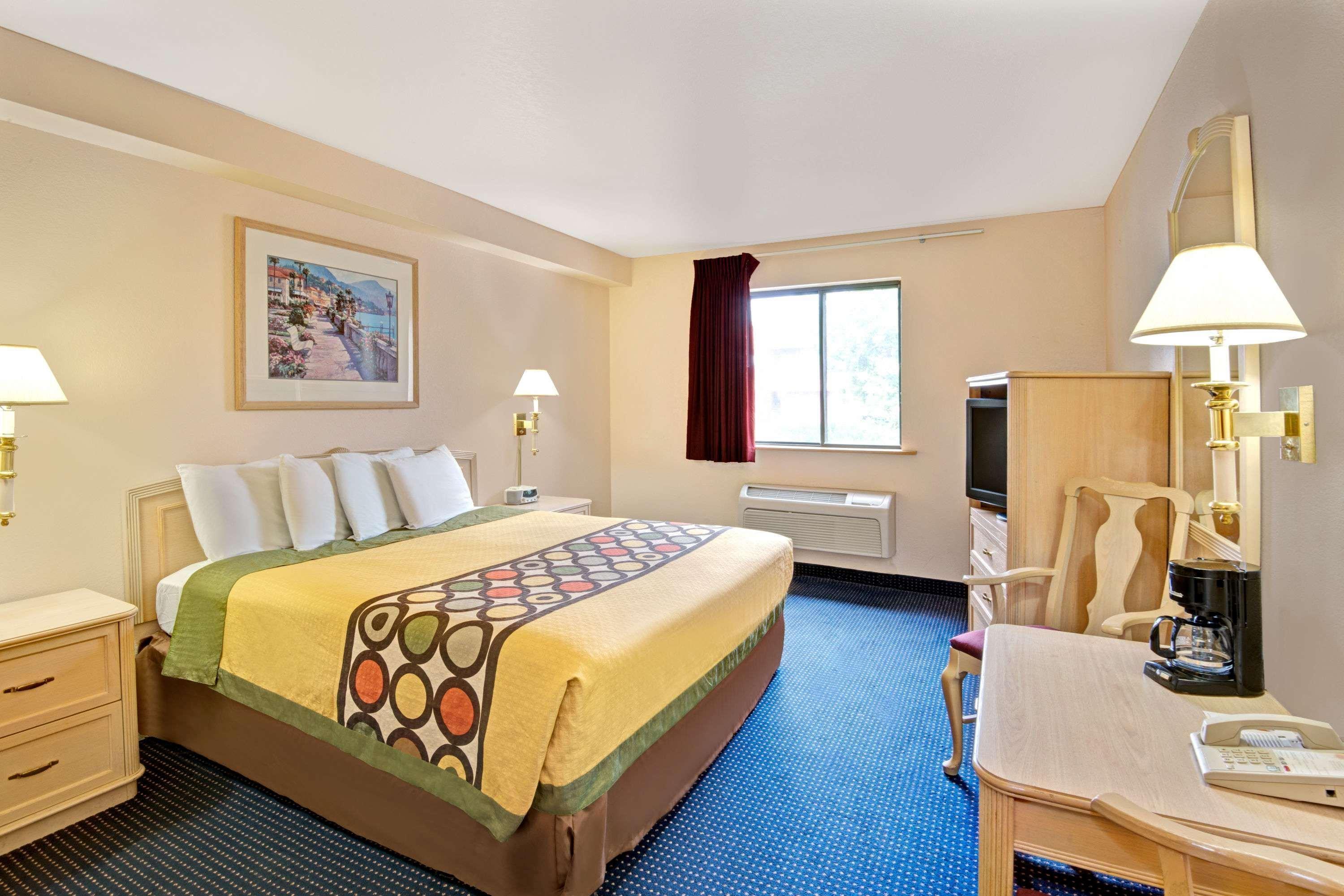 Super 8 By Wyndham Albuquerque West/Coors Blvd Hotel Exterior photo