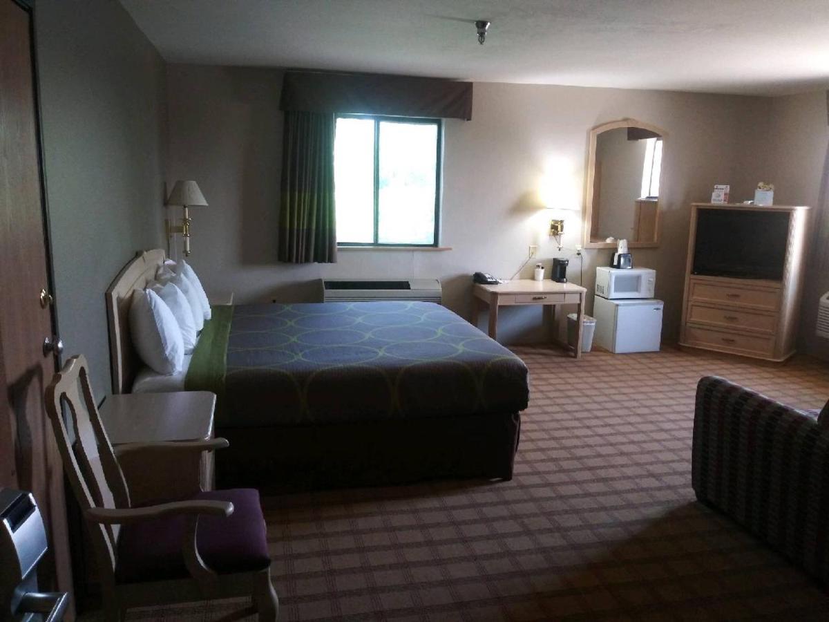 Super 8 By Wyndham Albuquerque West/Coors Blvd Hotel Exterior photo